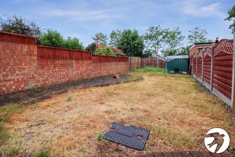 71 Glenview, London, SE2 0SA
