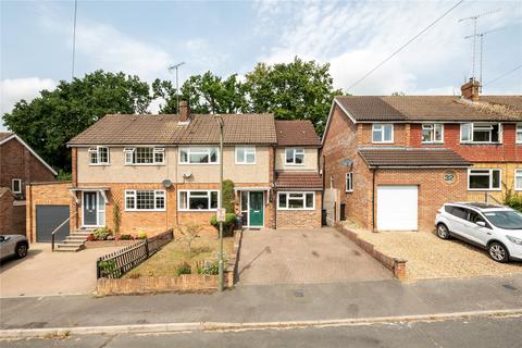 undefined, Limewood Close, Surrey GU21