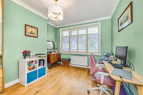 7 Deal Road, London, SW17 9JW