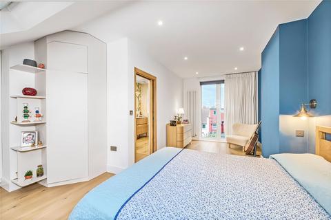 7 Deal Road, London, SW17 9JW