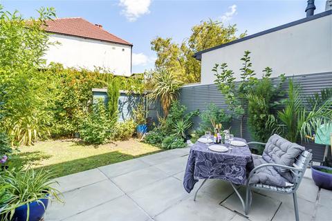 undefined, Vectis Gardens, Furzedown, SW17