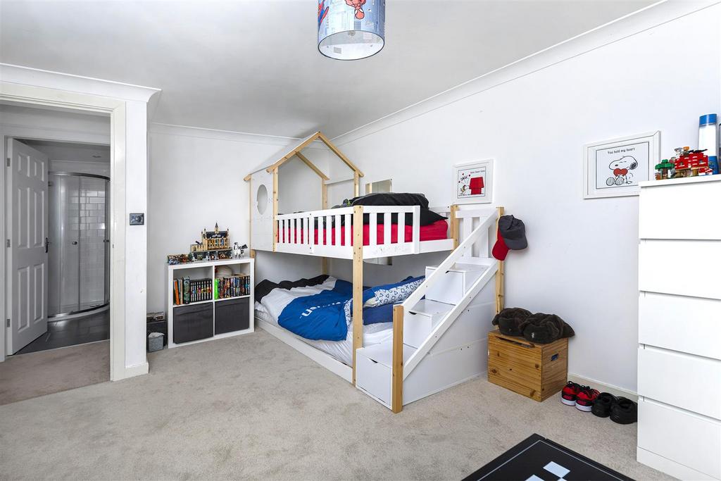 Bramleys Estate Agents - The Fairway - Fixby (50.)