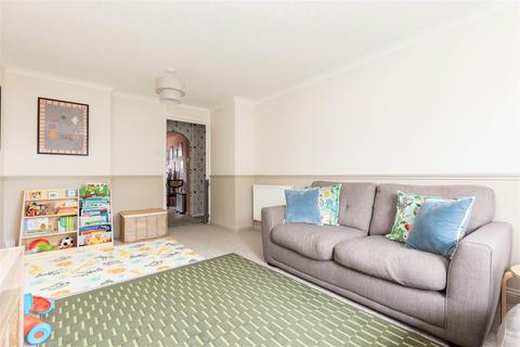 37 Gothic Way, Arlesey, SG15 6TP