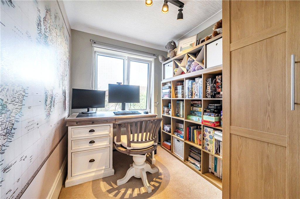 Bedroom 3 / Study