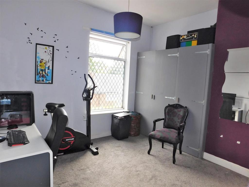 Front bedroom