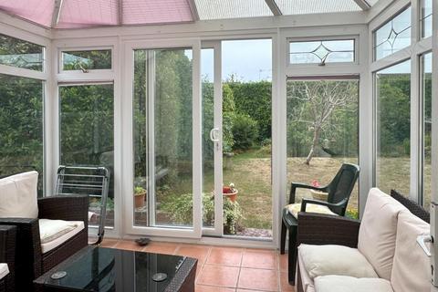 5 bedroom detached house for sale, Lavernock Road, Penarth