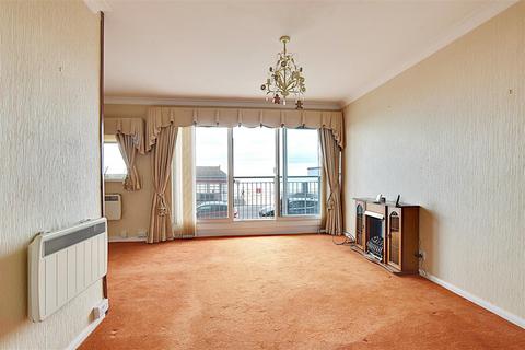 2 bedroom flat for sale, De La Warr Parade, Bexhill-On-Sea