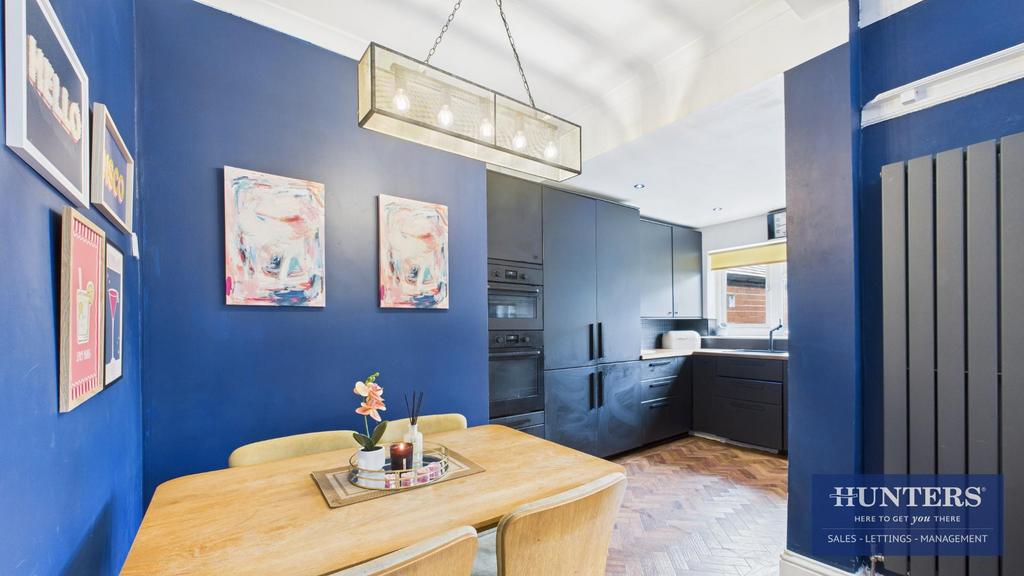 Kitchen/Living Area