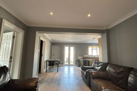 undefined, , Old Bath Road, Slough, Berkshire, SL3