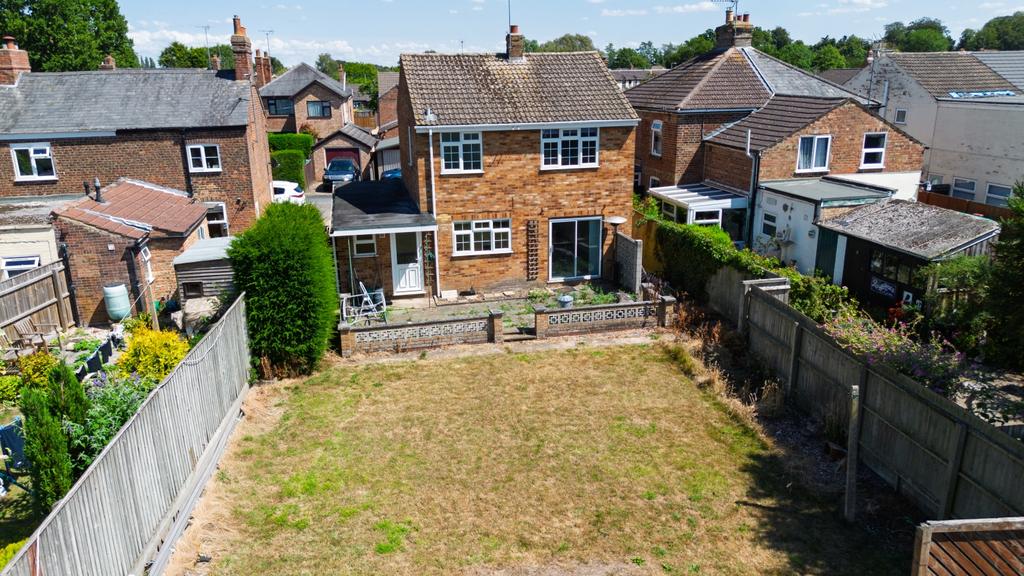 Ewe Move Spalding - Garden