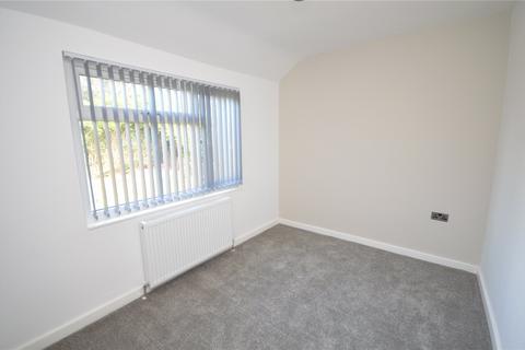 21 Waincliffe Crescent, Leeds, LS11 8EU