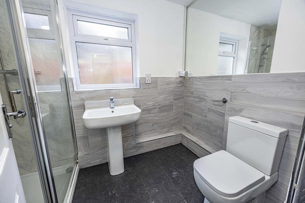 2 Cranmer Grove-20.jpg