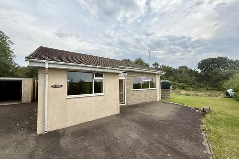 3 bedroom detached bungalow for sale, Oakford, Llanarth