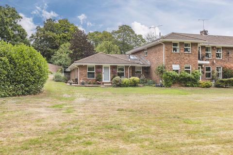 undefined, Purton Lane, Farnham Royal SL2