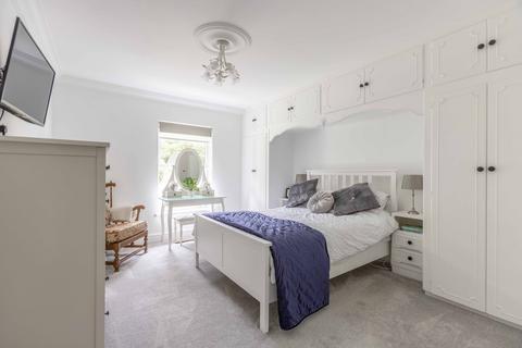 undefined, Purton Lane, Farnham Royal SL2