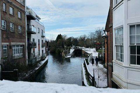 undefined, ODDFELLOWS ROAD, NEWBURY RG14