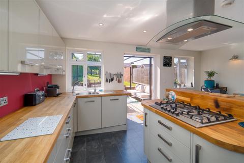 undefined, Hilton Road, Gurnard PO31