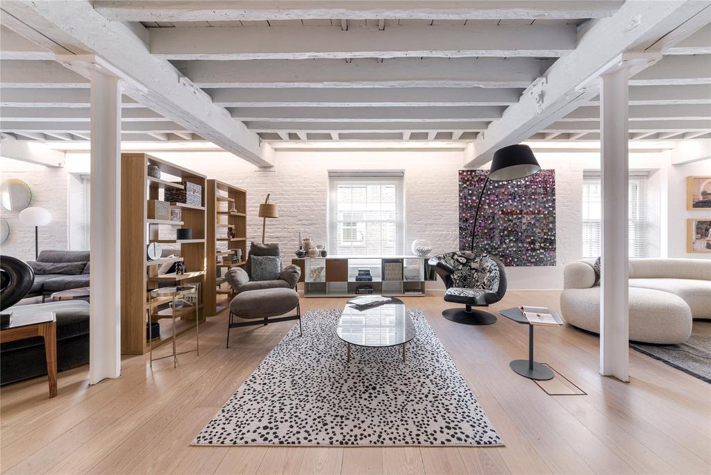 Kitchen/Reception