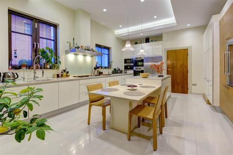 3 bedroom apartment to rent, THE BISHOPS AVENUE, KENWOOD, N2