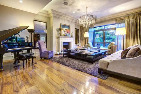 3 bedroom apartment to rent, THE BISHOPS AVENUE, KENWOOD, N2