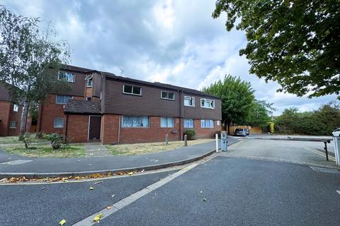Cranston Close, Hounslow, TW3
