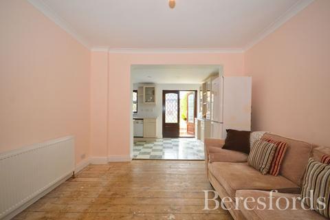 3 bedroom terraced house for sale, Laurel Crescent, Rush Green, RM7