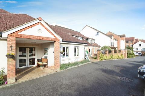 undefined, High Street South, Rushden NN10