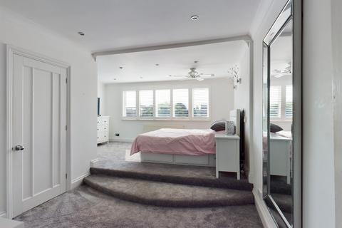 9 Central Road, Portsmouth, PO6 1QE