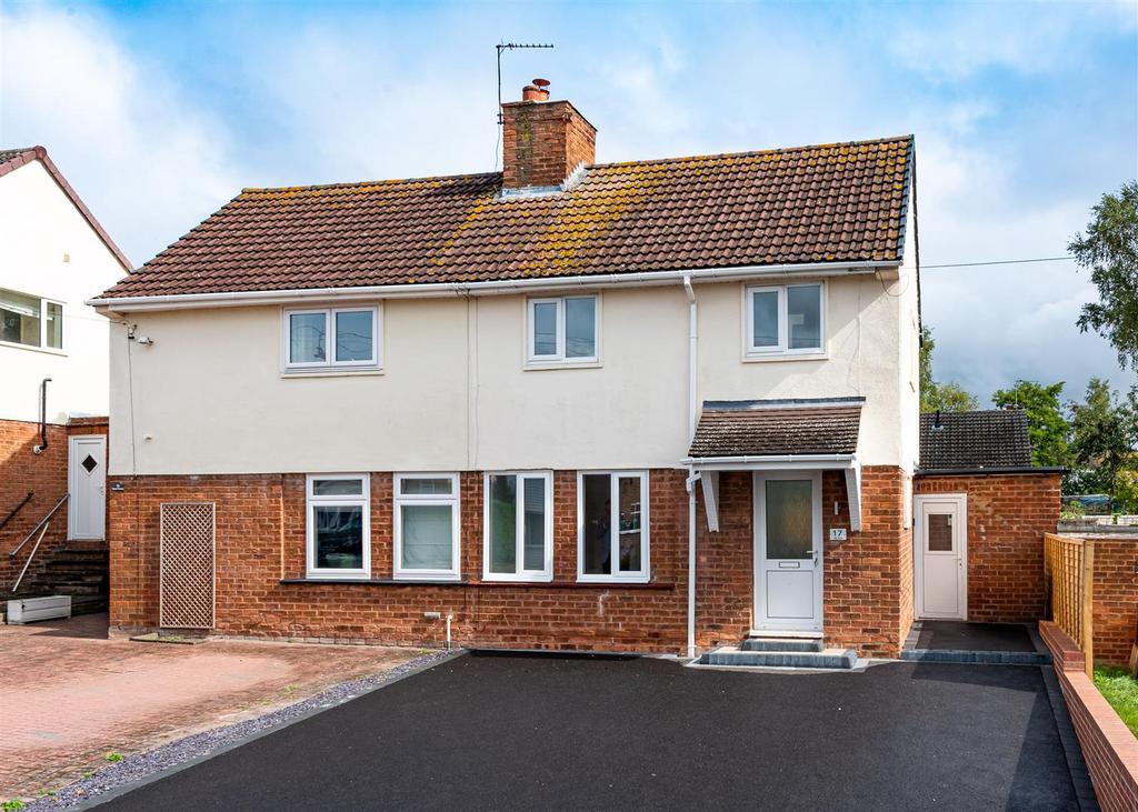17 Oak Road-external-1.jpg