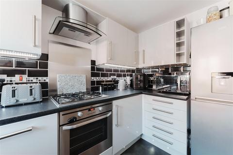 3 Birkbeck Chase, West Wick, Weston-super-mare, BS24 7FW