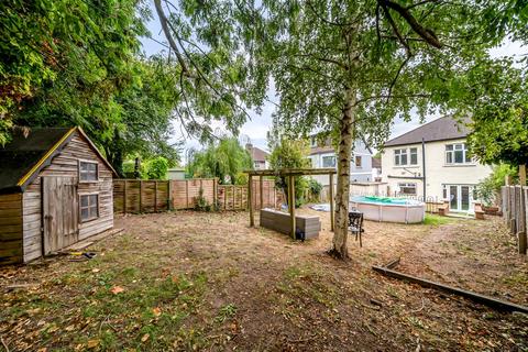 undefined, Warren Avenue, Bromley
