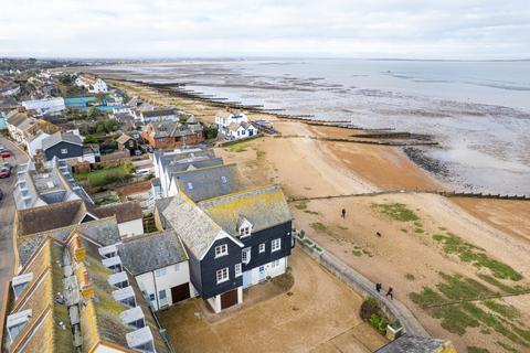 undefined, Island Wall, Whitstable, Kent, CT5