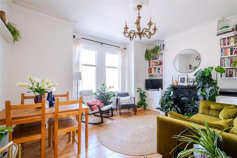 2 bedroom apartment for sale, Barcombe Avenue, London SW2