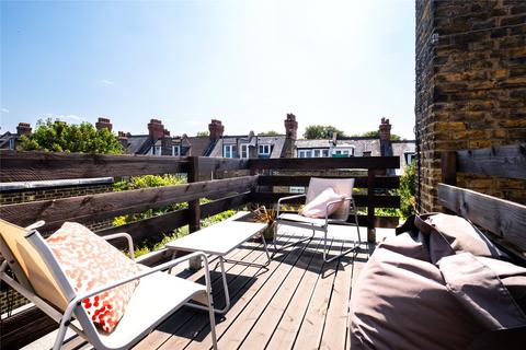 2 bedroom apartment for sale, Barcombe Avenue, London SW2