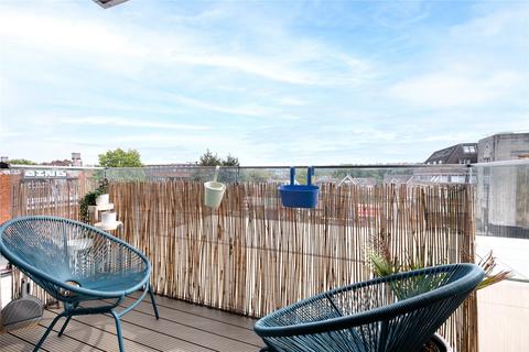 2 bedroom apartment for sale, Streatham High Road, London SW16