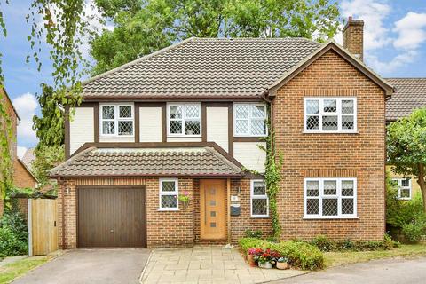 4 bedroom detached house for sale, The Everglades, Hempstead, Gillingham, Kent