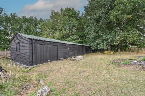 undefined, Tysea Hill, Stapleford Abbotts