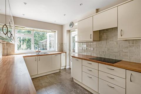 128 Northey Avenue, Sutton, SM2 7HH
