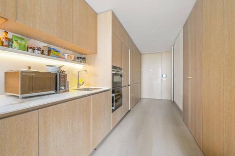 Park Drive, Canary Wharf, London, E14