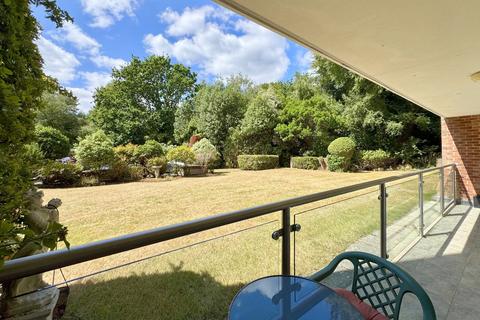 2 bedroom apartment for sale, Sandbourne Road, Branksome Dene , Bournemouth, BH4