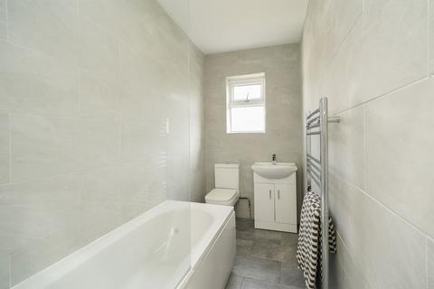 2 bedroom semi-detached house for sale, Holland Road, Chesterfield S41