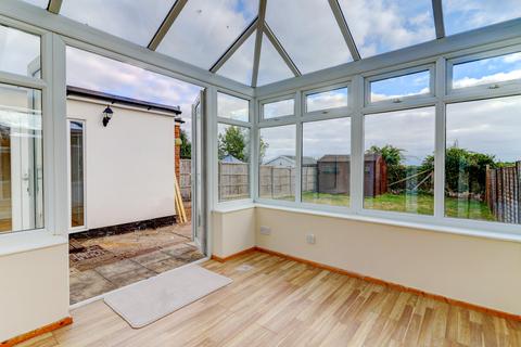 3 bedroom semi-detached house for sale, Wingate Avenue, Buckinghamshire HP13
