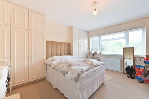 2 bedroom flat for sale, Chambers Lane, Willesden, London, NW10