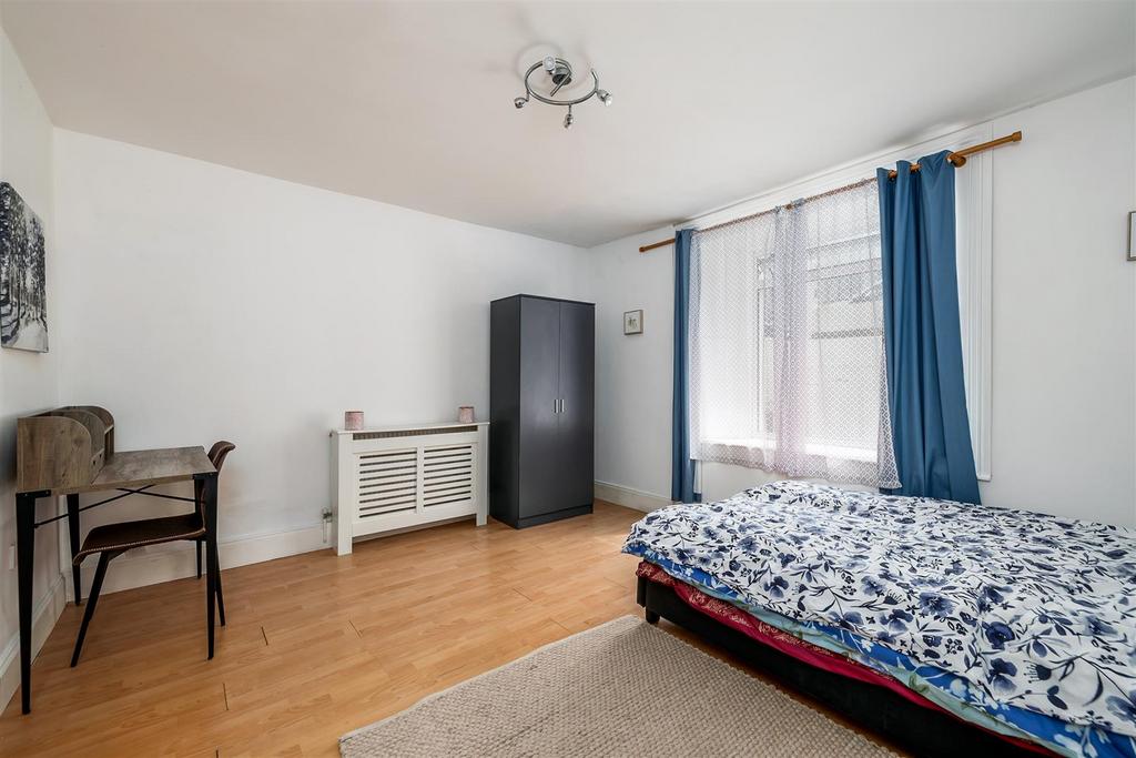 Lower Ground Floor Bedroom