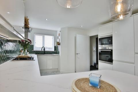 3 bedroom semi-detached house for sale, Persistence Road, Kingswood, Hull,  HU7 3LR