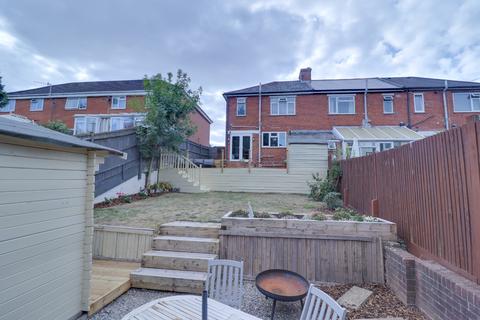 Middle Road, Sholing