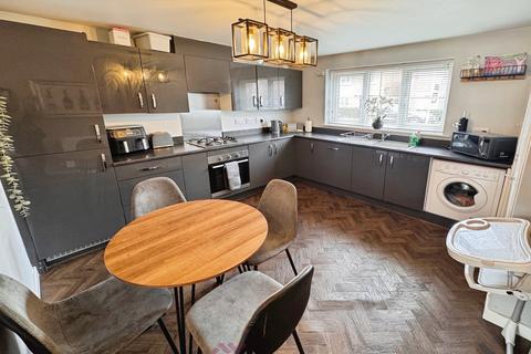 14 Garratt Way, Thorne, Doncaster, DN8 5EW
