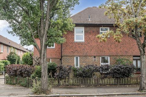 3 bedroom house for sale, Langdon Way, London