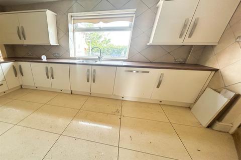 3 bedroom semi-detached house for sale, Twickenham Road, Thorney Close Sunderland