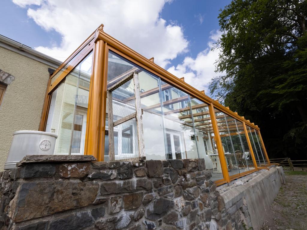 Glass room / conservatory